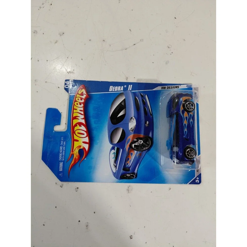 NIP Hot Wheels Designs 09 1:64 Die Cast Deora II w/ Surfboards